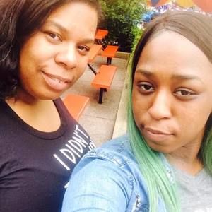 Meet your Posher, Monique